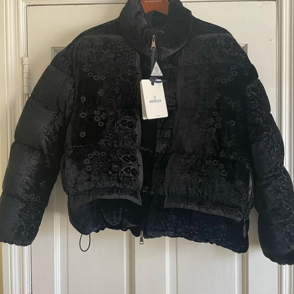 Moncler Labbe Giubbotto Velvet Quilted Puffer Jacket Size 5 NWT - Picture 2 of 5
